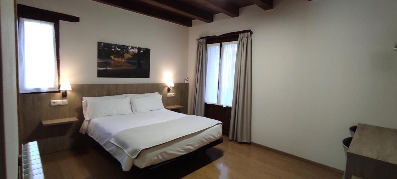 Hostal Mendilatz Orbaiceta Dış mekan fotoğraf