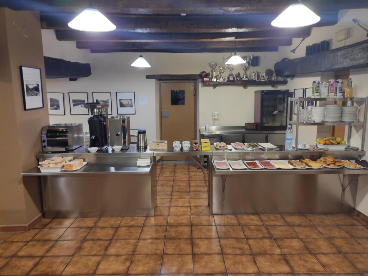Hostal Mendilatz Orbaiceta Dış mekan fotoğraf